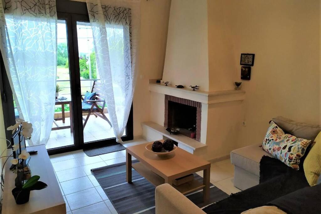 Maria'S House Apartment In Skála Foúrkas Dış mekan fotoğraf